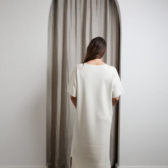 Lauren Manoogian INTERLOCK WIDE T DRESS - RAW WHITE size 1 (Same as model) - Picture 2 of 10